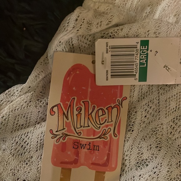 Cotton lace beach shorts coverup - Picture 2 of 5